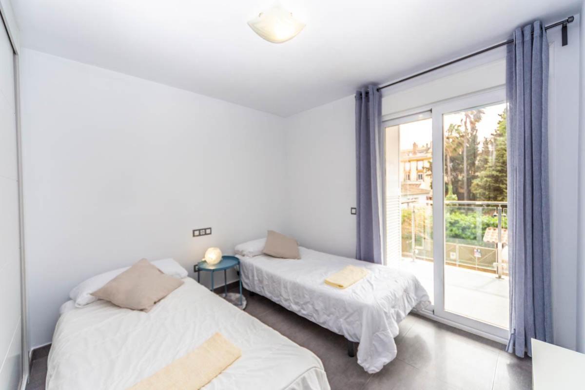 Moderno Y Luminoso Apartamento Apartment Фуeнхирола Екстериор снимка