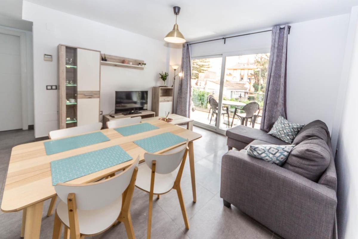 Moderno Y Luminoso Apartamento Apartment Фуeнхирола Екстериор снимка